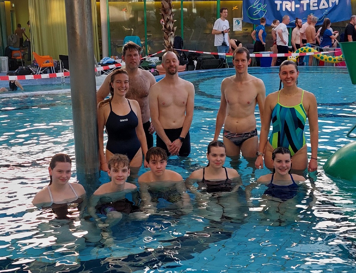 26 01 mannschaftsfoto 24h schwimmen