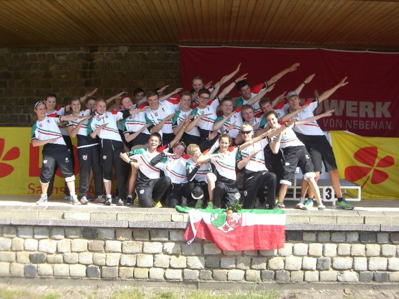 Halle_Tri-Kader
